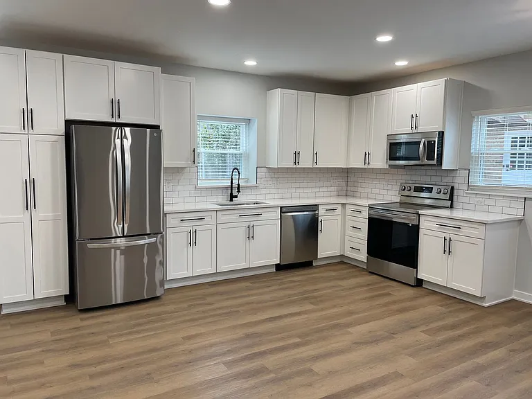 5705 Telfair Rd — Photo 2