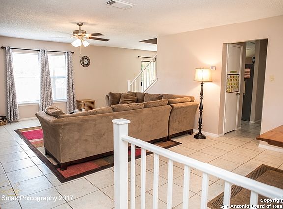 3rd image of 4547 Sherwood Way