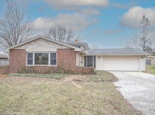 1533 Huntington Rd, Dekalb, IL 60115