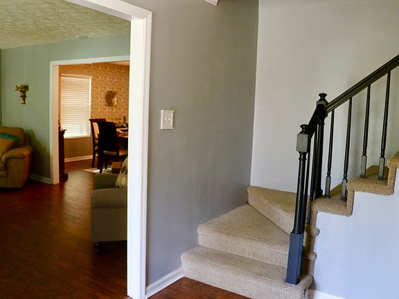 4th image of 809 Embarcadero Dr