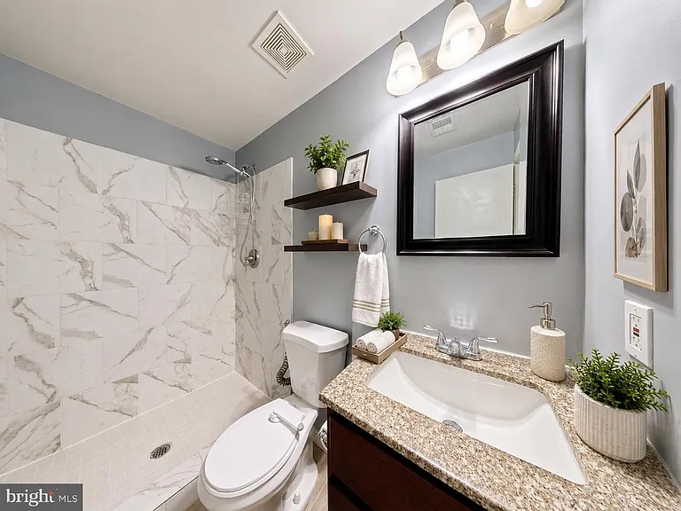 6955 Aquamarine Ct — Photo 11