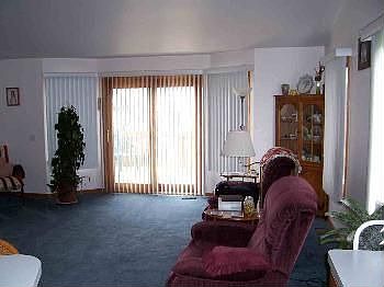 4th image of 1046 Fox Glove Ln