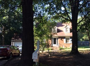 4900 Cedarforest Dr, Charlotte, NC 28226