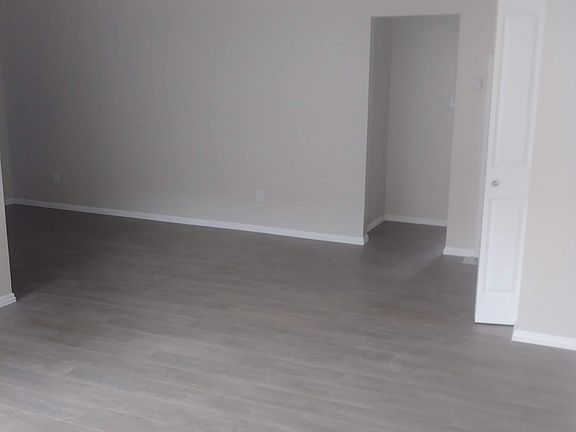 4th image of 5852 David Ave