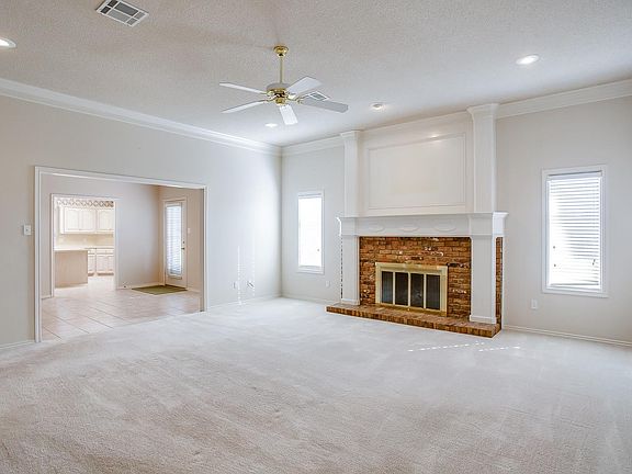 3rd image of 5712 Nashville Ave