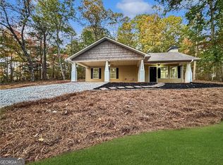 730 Carrie Cove Ln, Clarkesville, GA 30523