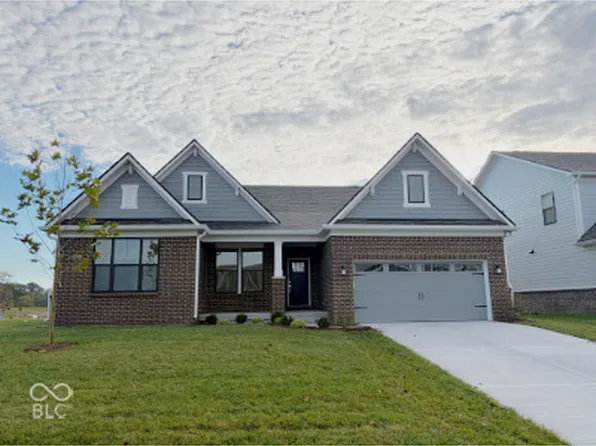2311 Red Squirrel Way, Zionsville, IN 46077