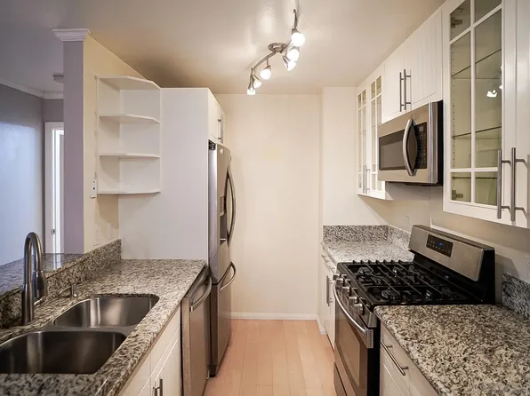 1615 Hotel Cir S Unit D208, San Diego, CA 92108