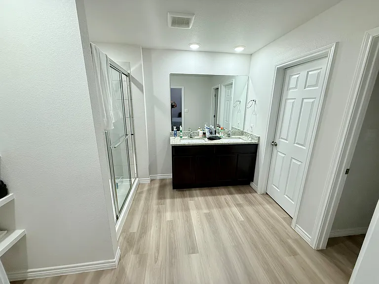 1638 Comfy Way — Photo 7
