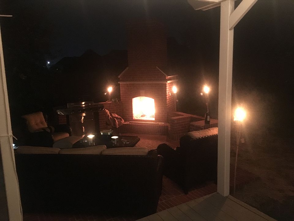 1st image of 610 Leisure Ln