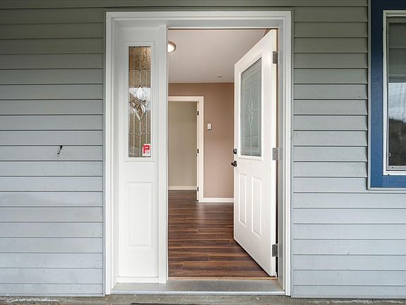 3rd image of 74 Ranchview Dr