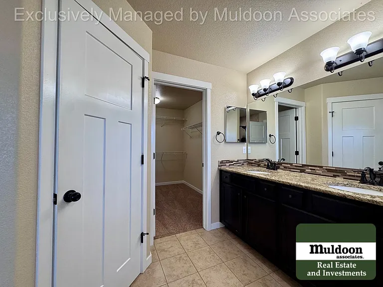 7696 Bonterra Ln — Photo 20