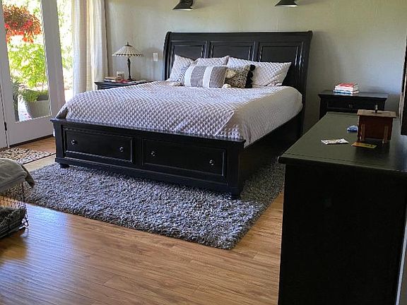 King sized bed in Master