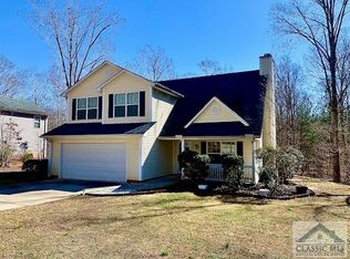 310 Candlestick Dr, Hull, GA 30646