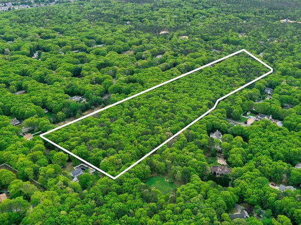 Silas Carter Road, Manorville, NY 11949