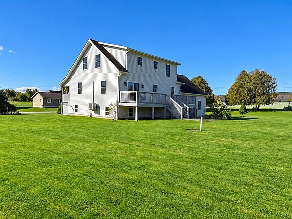3rd image of 53 Countryside Drive