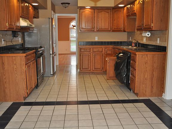 2nd image of 12744 Ackley Cir