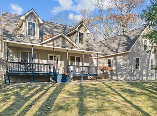 328 Henshaw St, Leicester, MA 01524