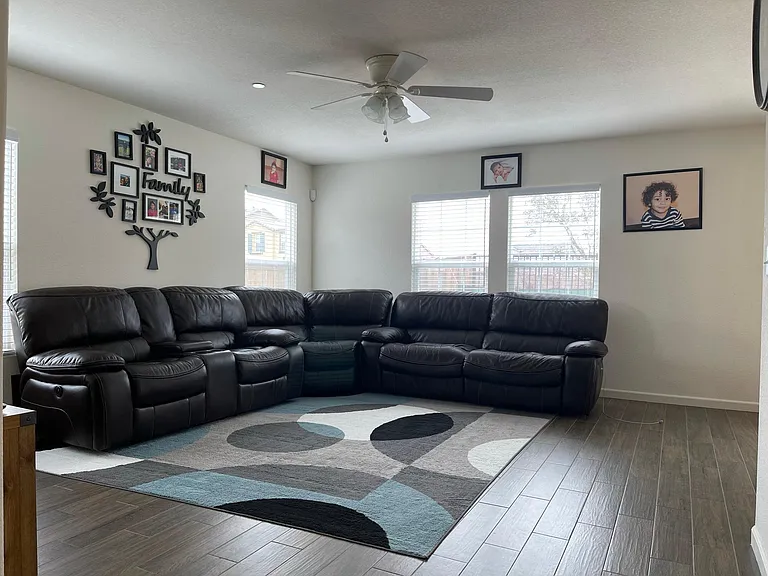 4768 Sweeney Cir — Photo 8