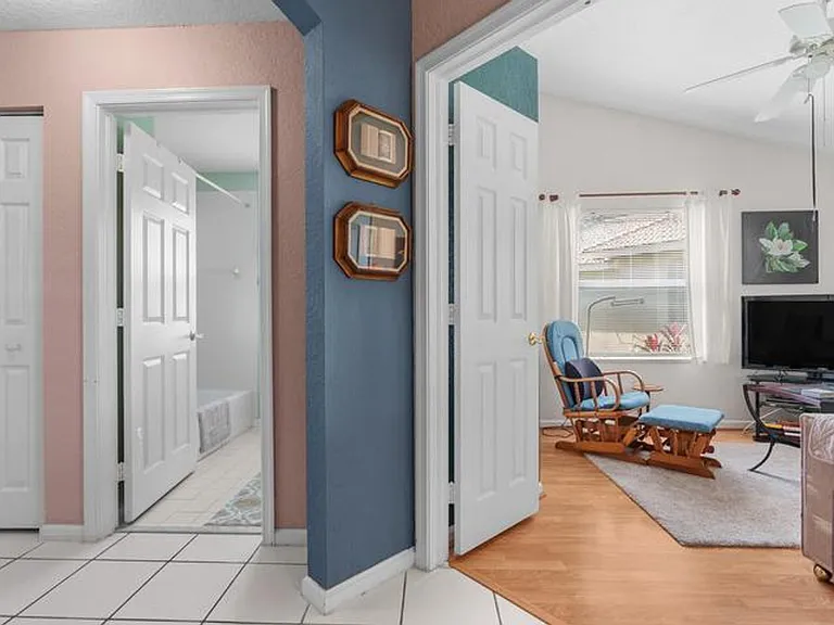 5260 Grande Palm Cir — Photo 20