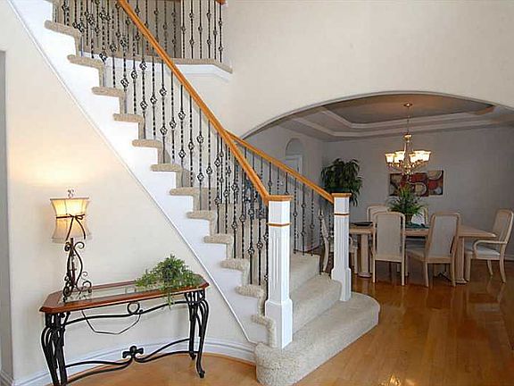 2nd image of 941 Artesia Way