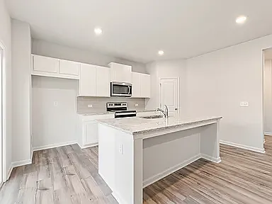 979 Prudence Dr — Photo 6