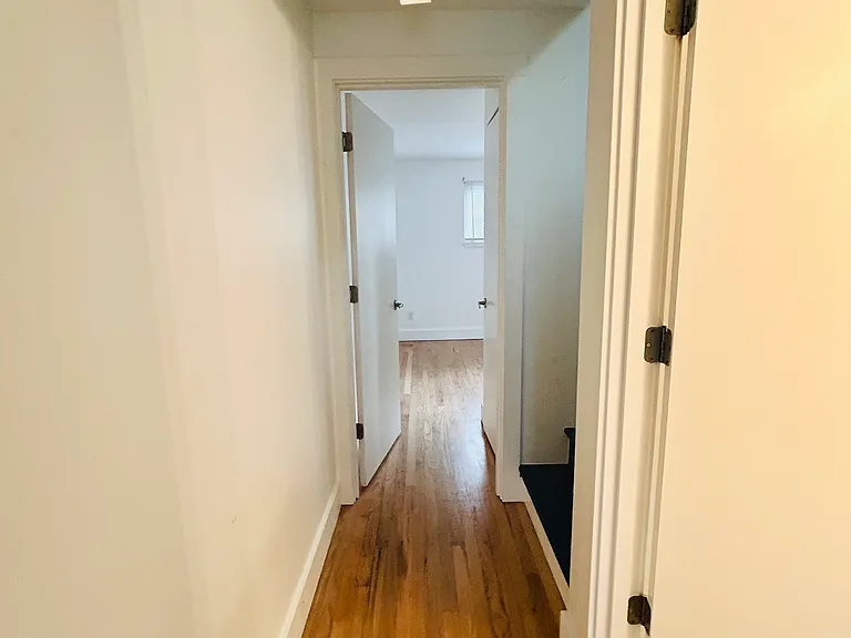 4241 Palatine Ave N — Photo 9