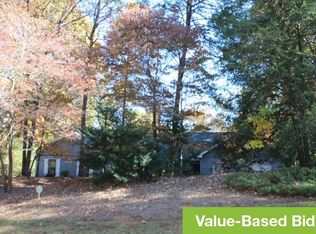 8935 River Run, Sandy Springs, GA 30350