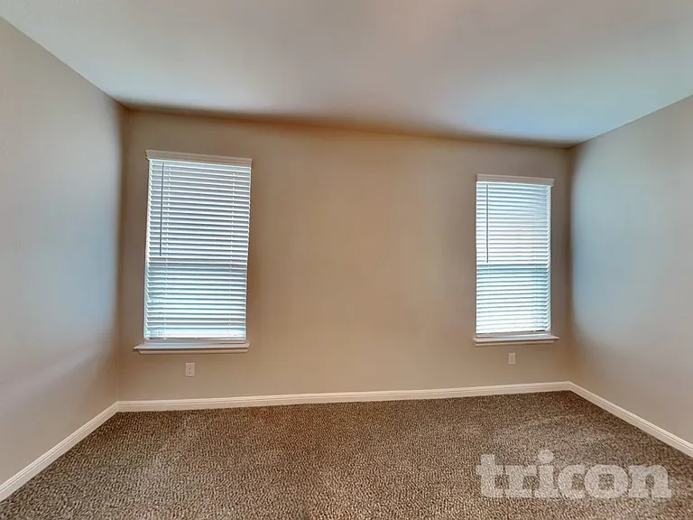 162 Colter Dr — Photo 9