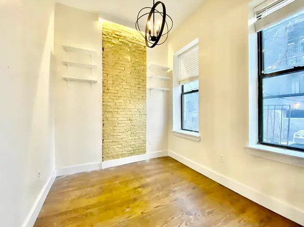 620 Wilson Avenue image 3 of 11