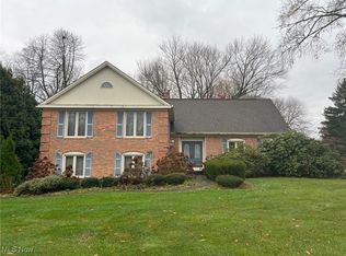 3330 Stanley Rd, Fairlawn, OH 44333