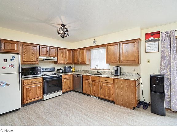 5th image of 183 McCadden Ave NE
