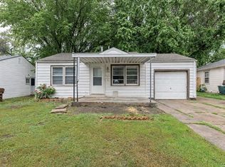 1007 Waverly St, Wichita, KS 67218