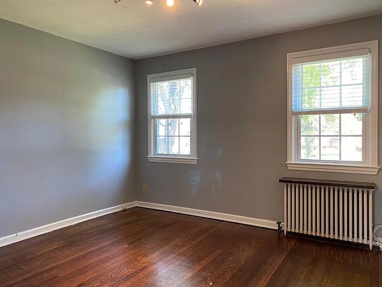 51 Robin Rd — Photo 6