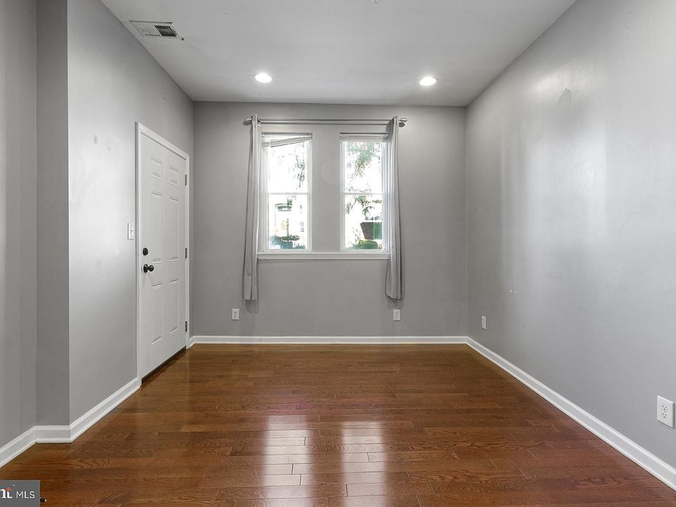 1st image of 1418 Wharton St #1