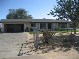 20957 Quileute Rd, Apple Valley, CA 92308