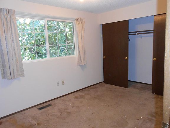 Three additional bedroom