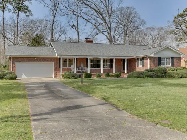 1713 Whitethorne Rd, Virginia Beach, VA 23455