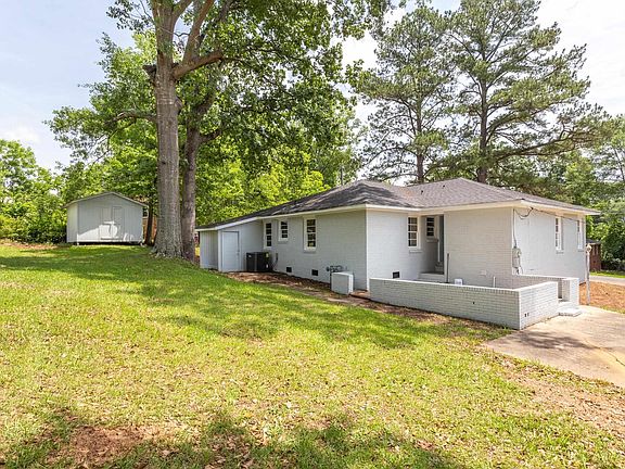 4th image of 1612 Woodland Dr