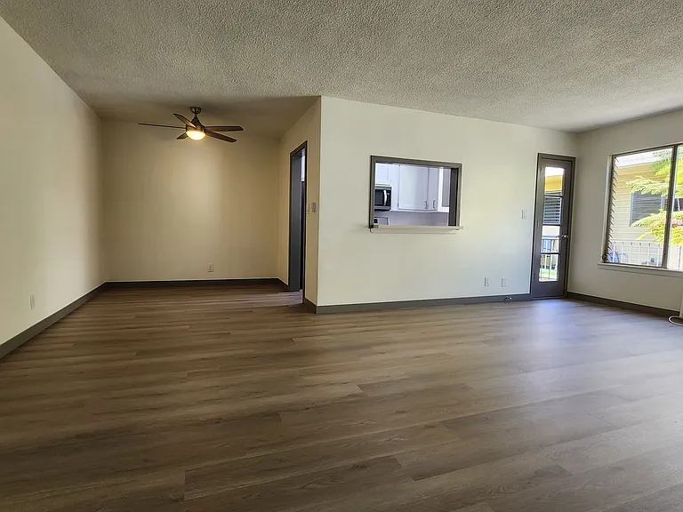 Ogden Apartments — Photo 6