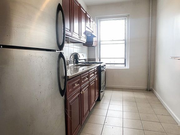 3rd image of 3011 Astoria Blvd APT 34