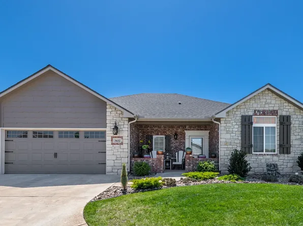 3632 N Lakeway Ct, Wichita, KS 67205