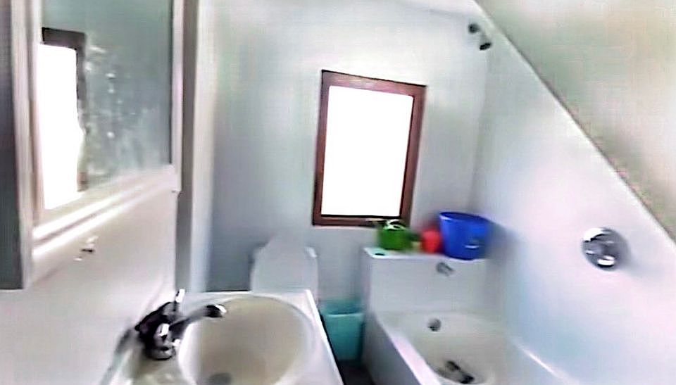 1st image of 13784 Caldwell Ave