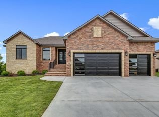 7880 E Turquoise Trl, Wichita, KS 67226