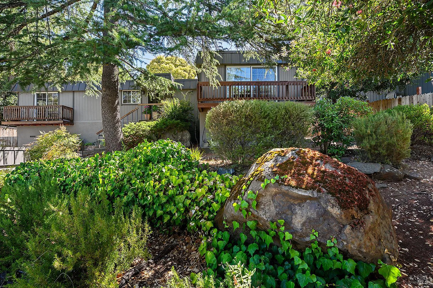 944 Summerfield Road - Photo 6