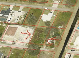 3902 39th St SW, Lehigh Acres, FL 33976