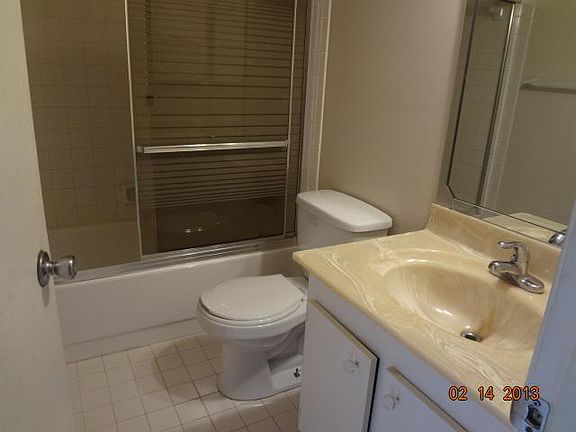 5th image of 551 SW 135th Ave APT 205B
