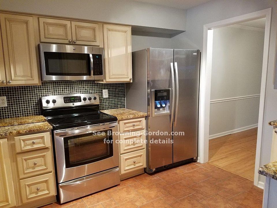 1st image of 350 Westfield Dr
