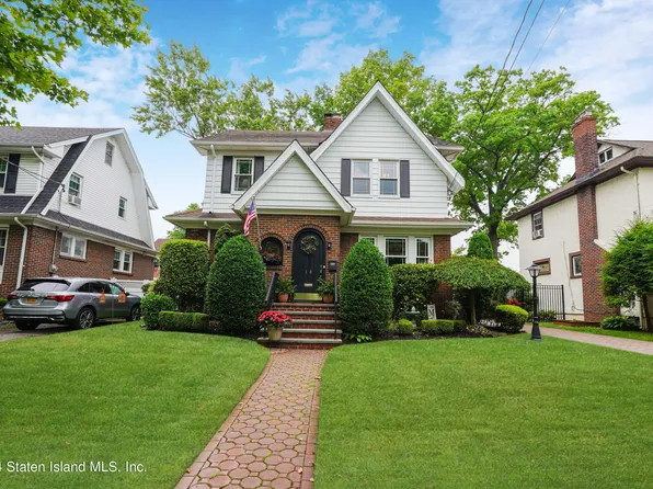 18 Crystal Ave, Staten Island, NY 10302