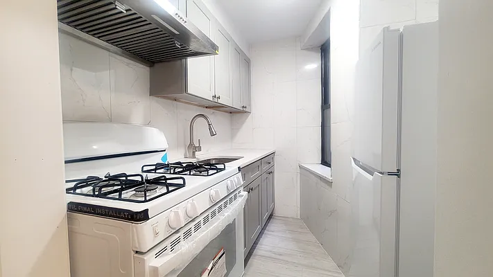 Rented by Matthew Gros-Werter, LREB  | media 12